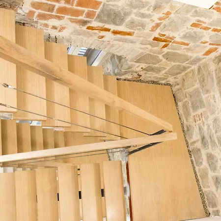 Apartment Centar Roje